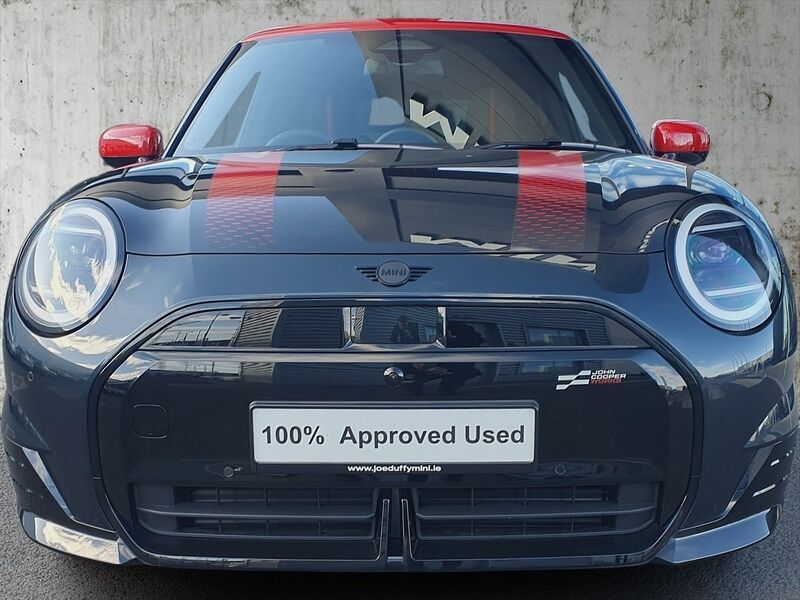 More views of MINI Hatch