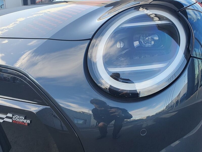 More views of MINI Hatch