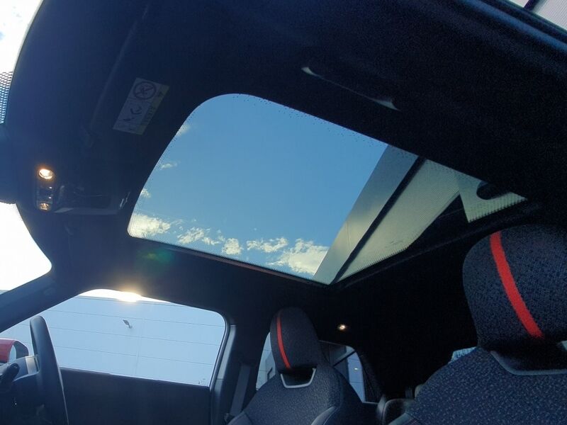 More views of MINI Hatch