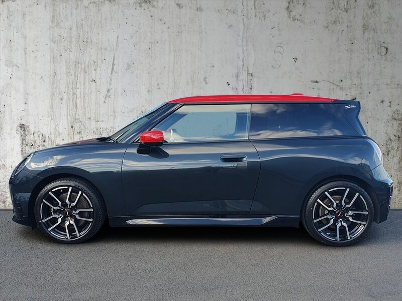 More views of MINI Hatch