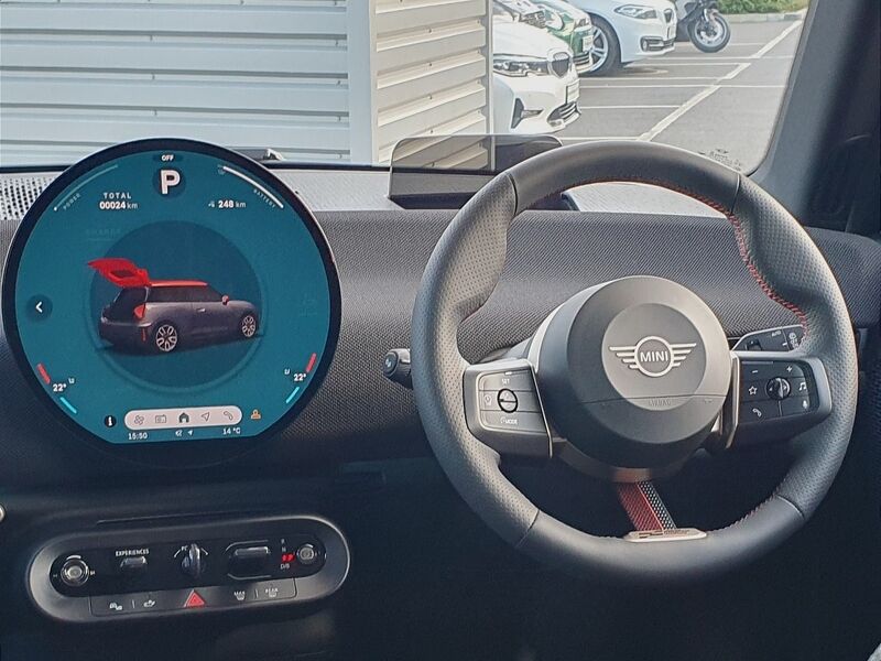 More views of MINI Hatch
