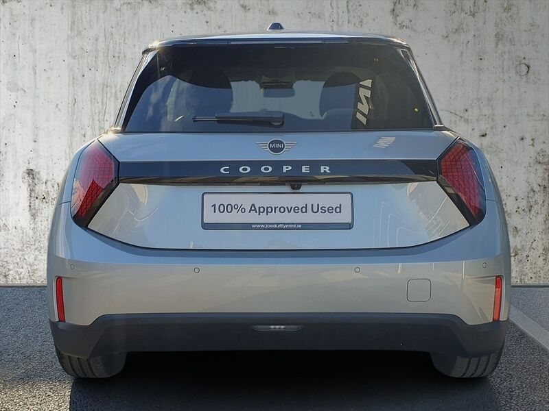 More views of MINI Hatch