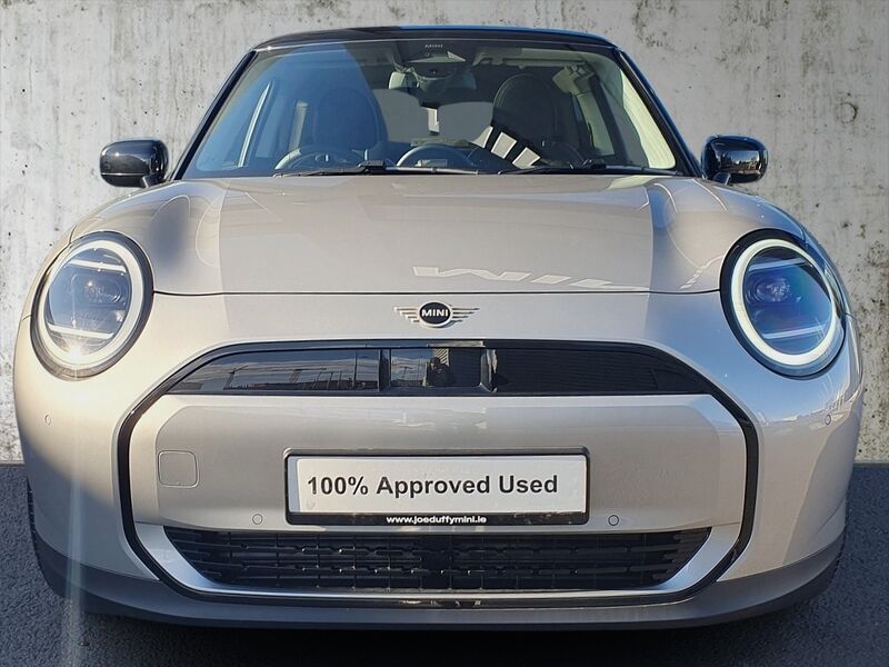 More views of MINI Hatch