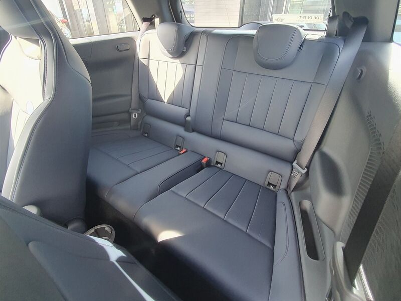 More views of MINI Hatch