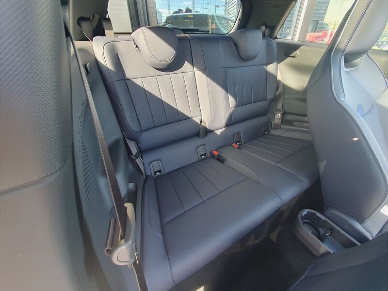 More views of MINI Hatch