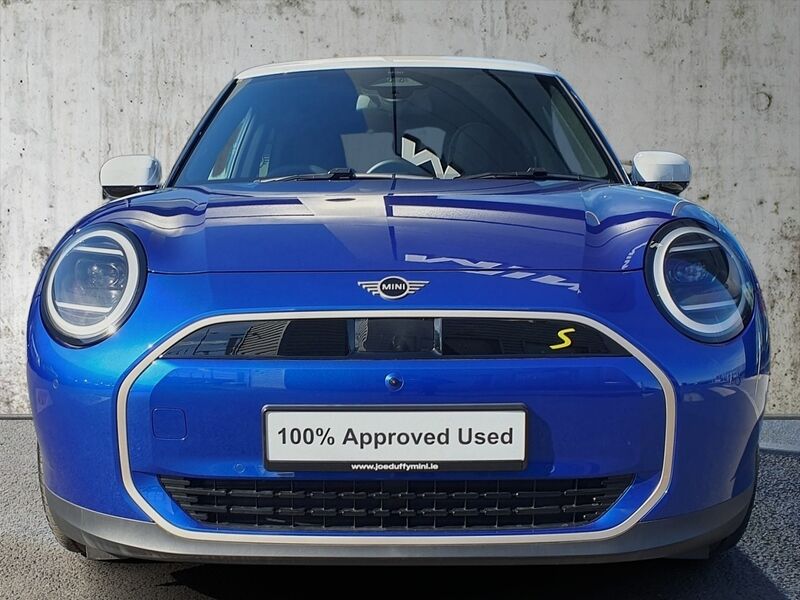 More views of MINI Hatch
