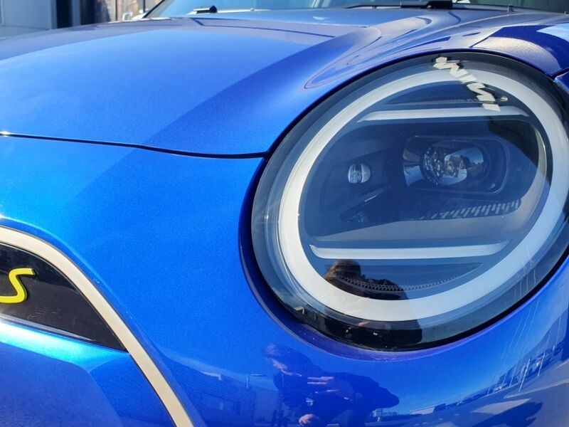 More views of MINI Hatch