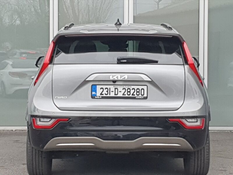 More views of Kia Niro