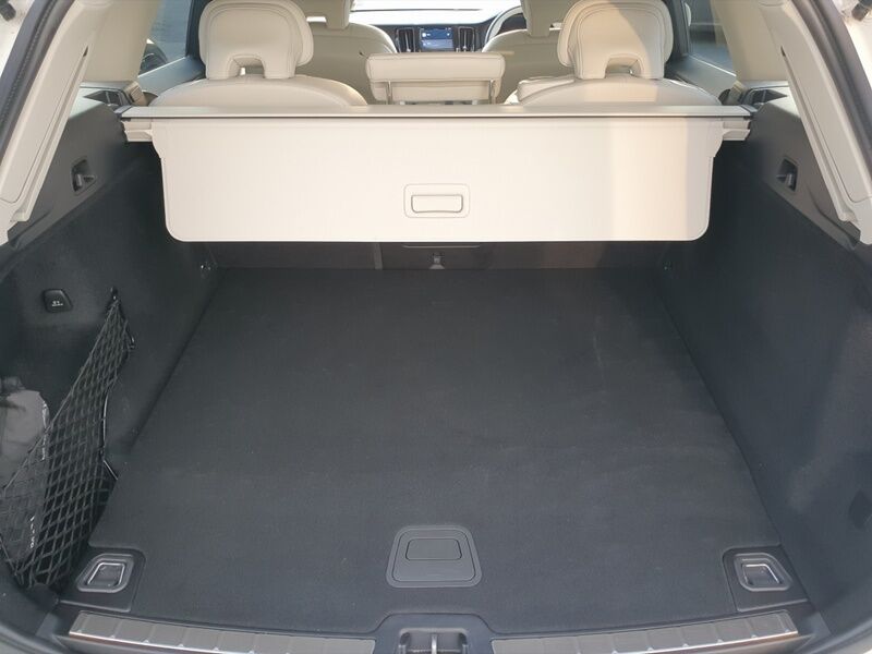 More views of Volvo XC60
