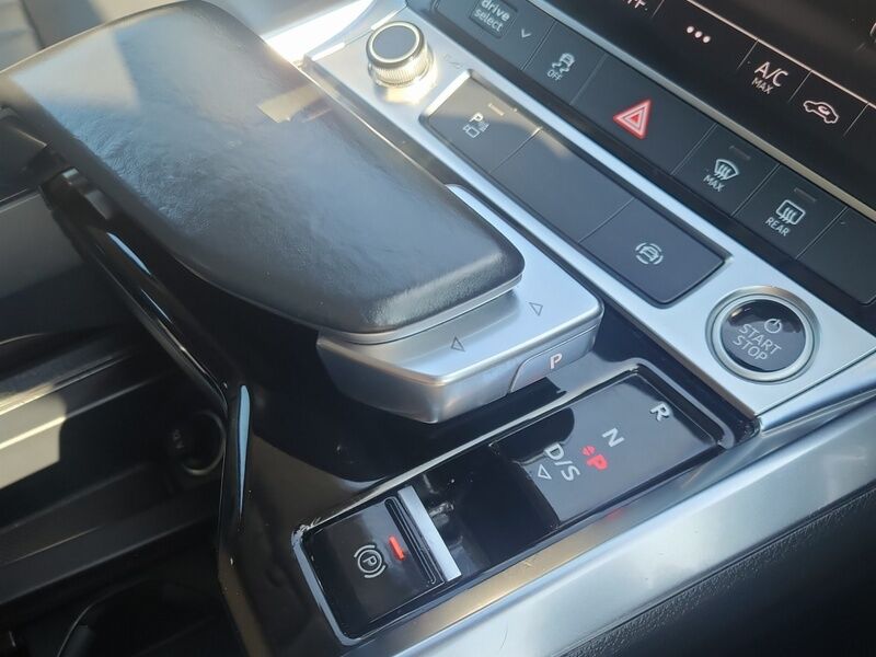 More views of Audi E-Tron
