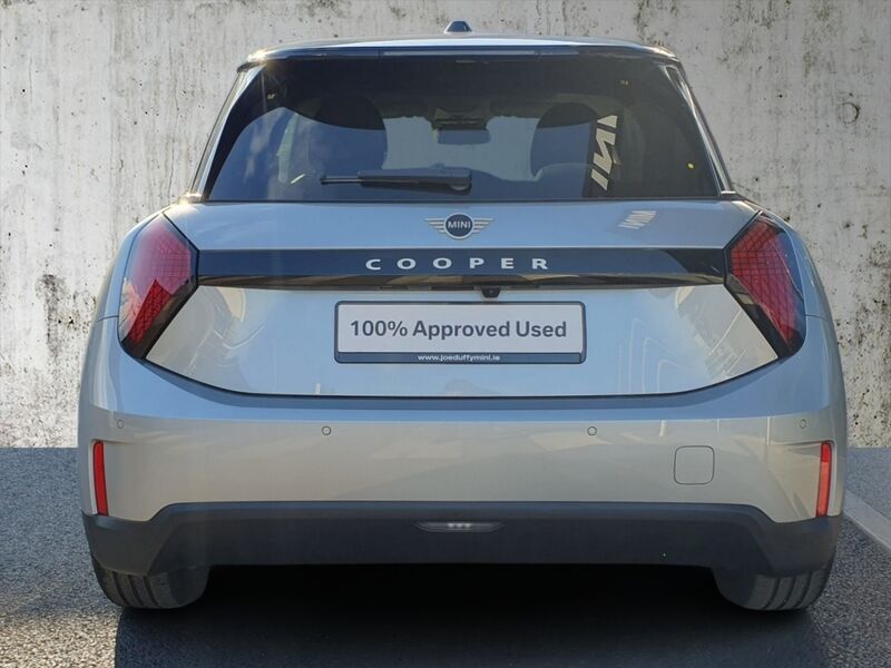 More views of MINI Hatch