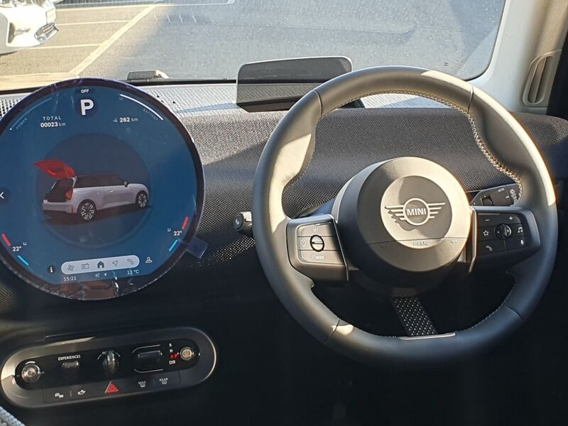 More views of MINI Hatch