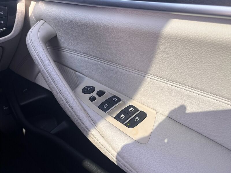 More views of BMW 5 Series