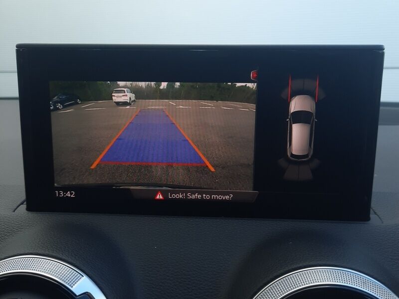 More views of Audi Q2