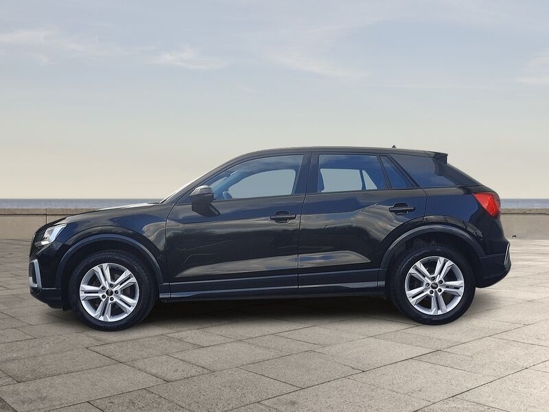 More views of Audi Q2