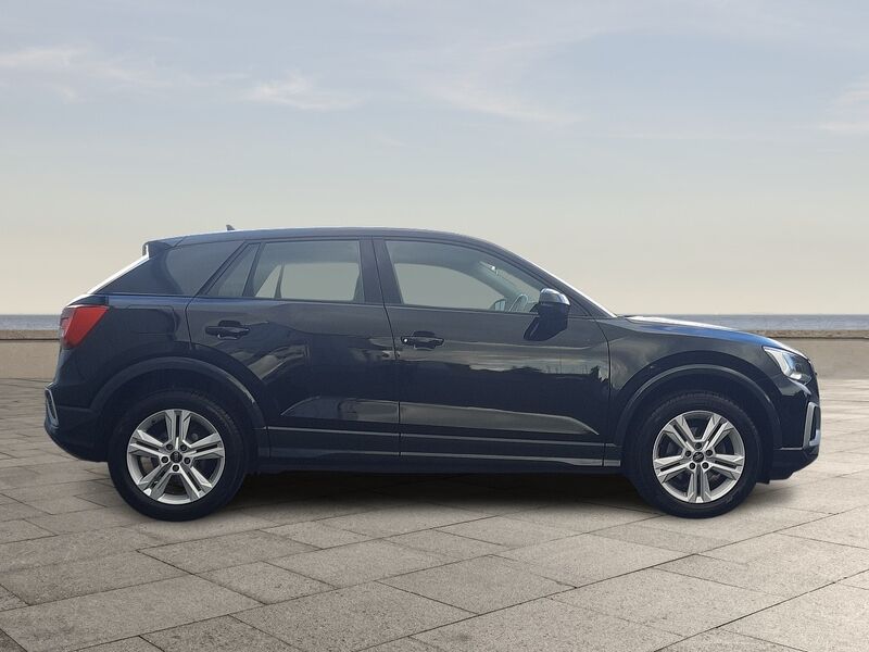 More views of Audi Q2