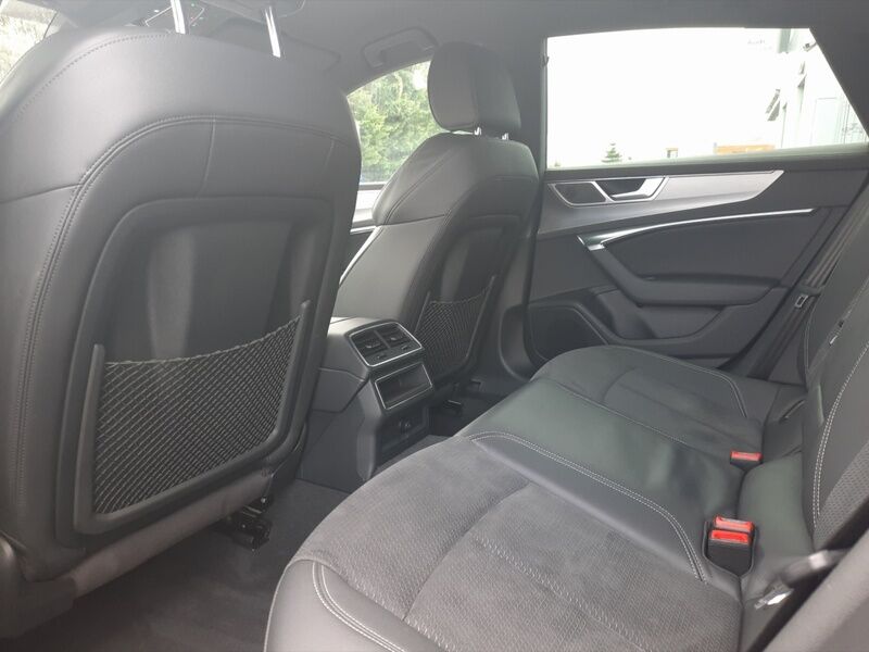 More views of Audi A7