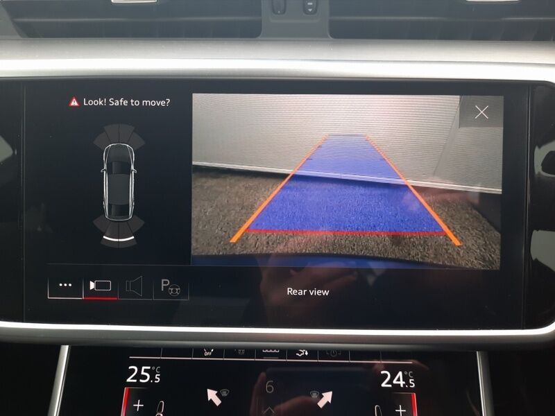 More views of Audi A7