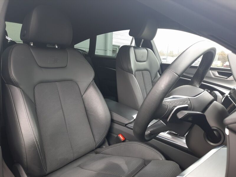 More views of Audi A7
