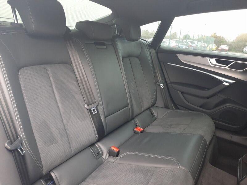 More views of Audi A7