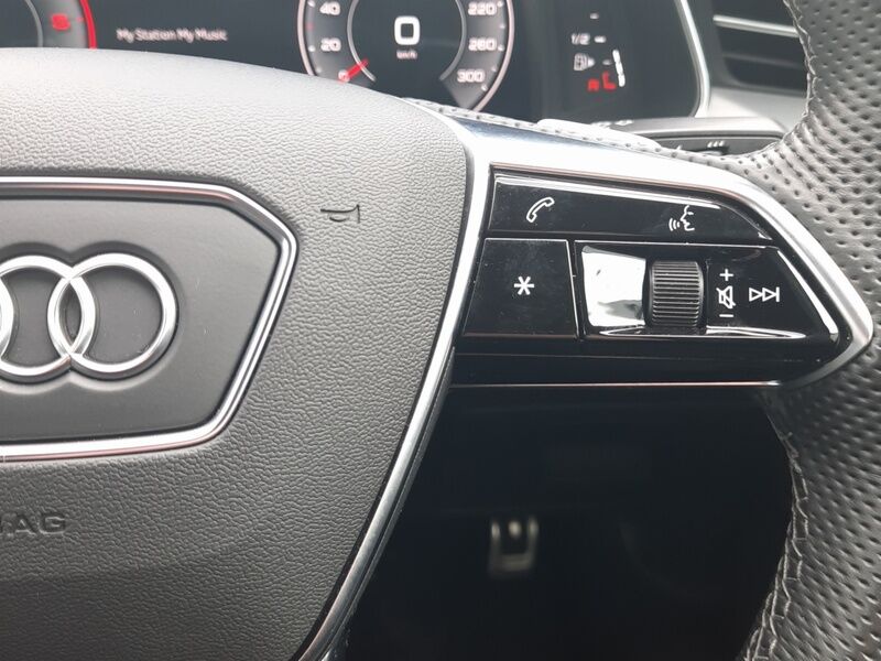 More views of Audi A7