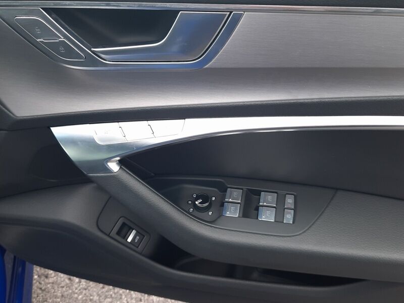 More views of Audi A7
