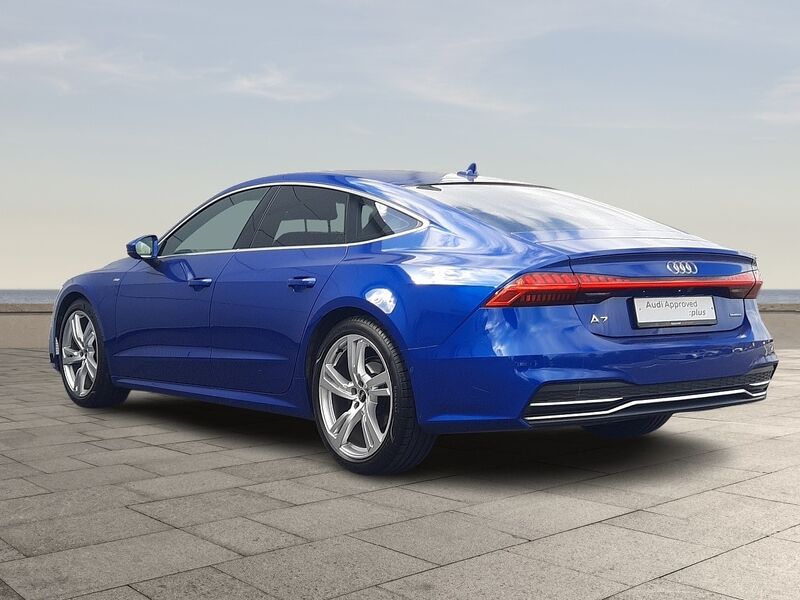 More views of Audi A7
