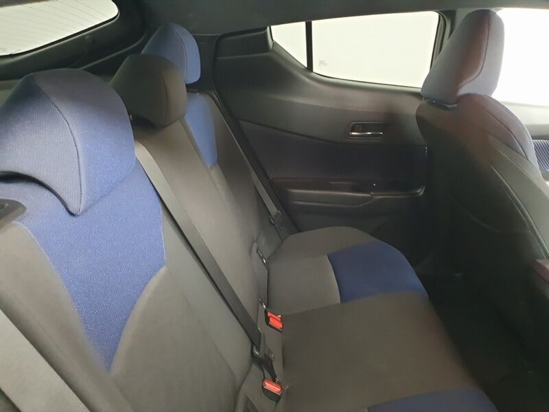 More views of Toyota C-HR