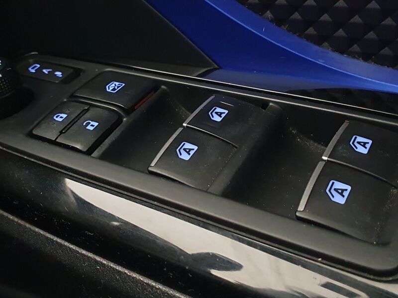 More views of Toyota C-HR