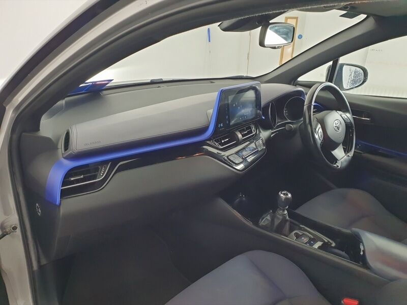 More views of Toyota C-HR