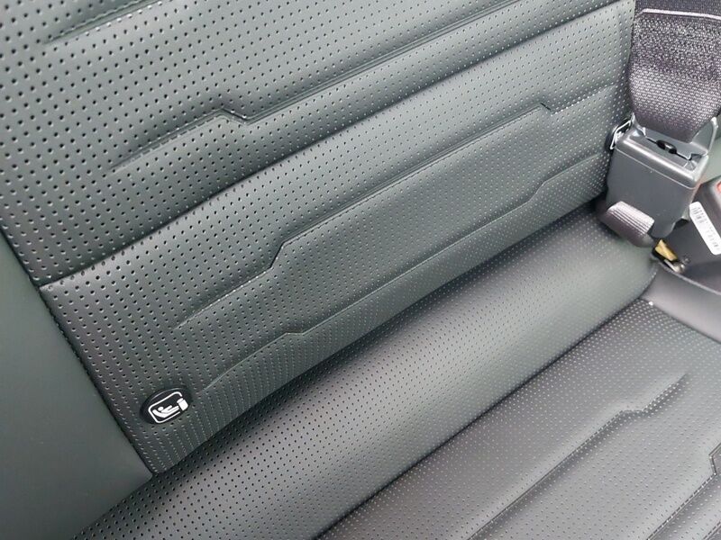More views of Kia Niro