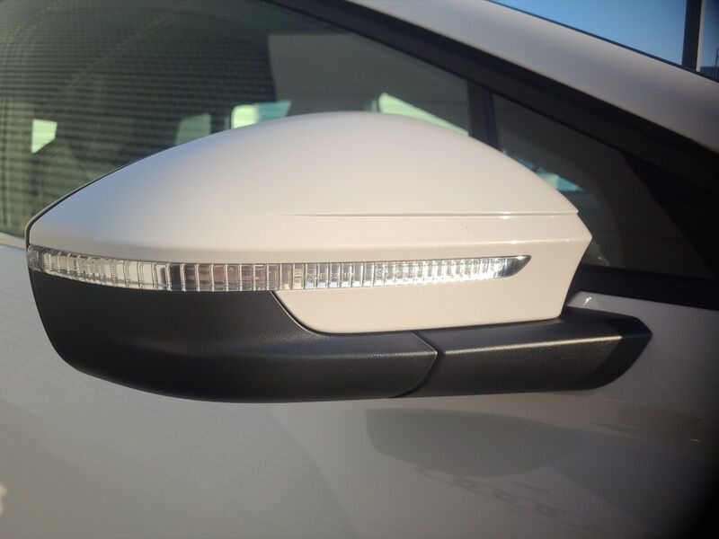 More views of Audi Q4 E-tron