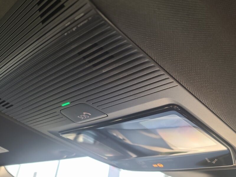 More views of Audi Q4 E-tron