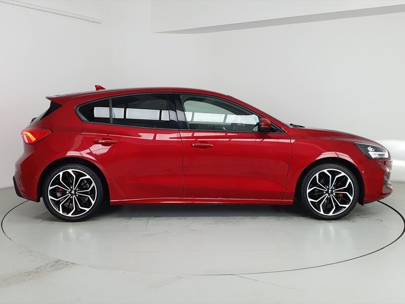 More views of Ford Focus