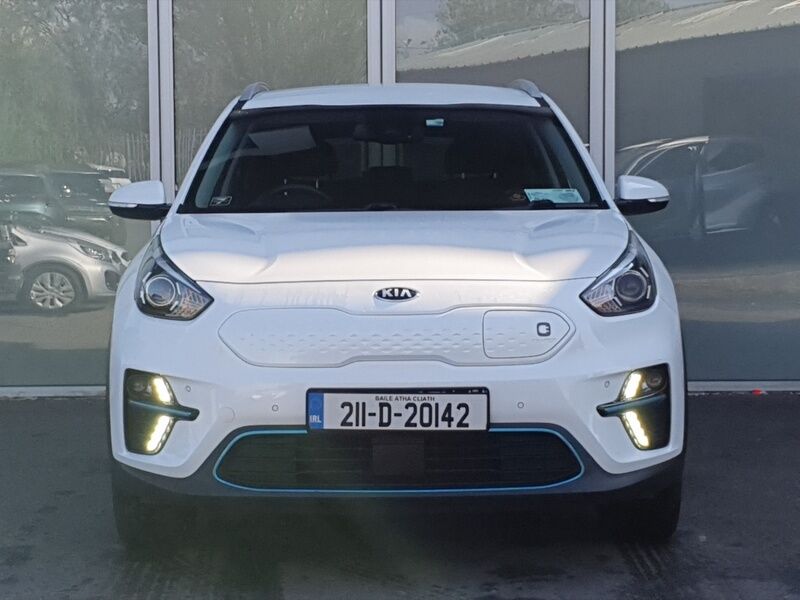 More views of Kia Niro
