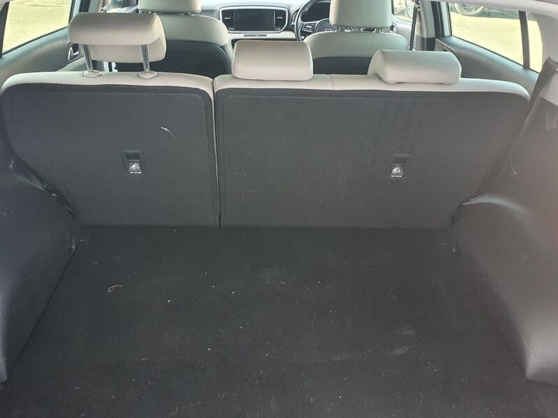 More views of Kia Sportage