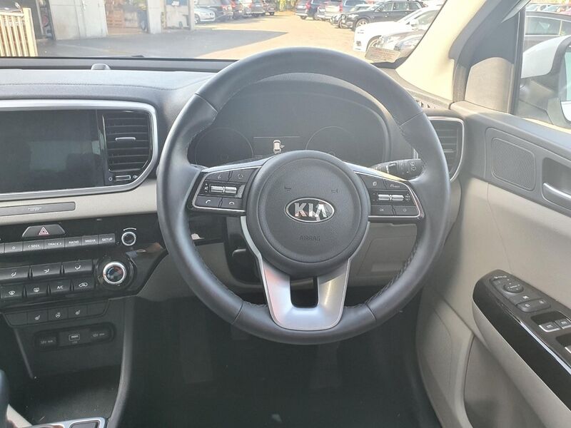 More views of Kia Sportage