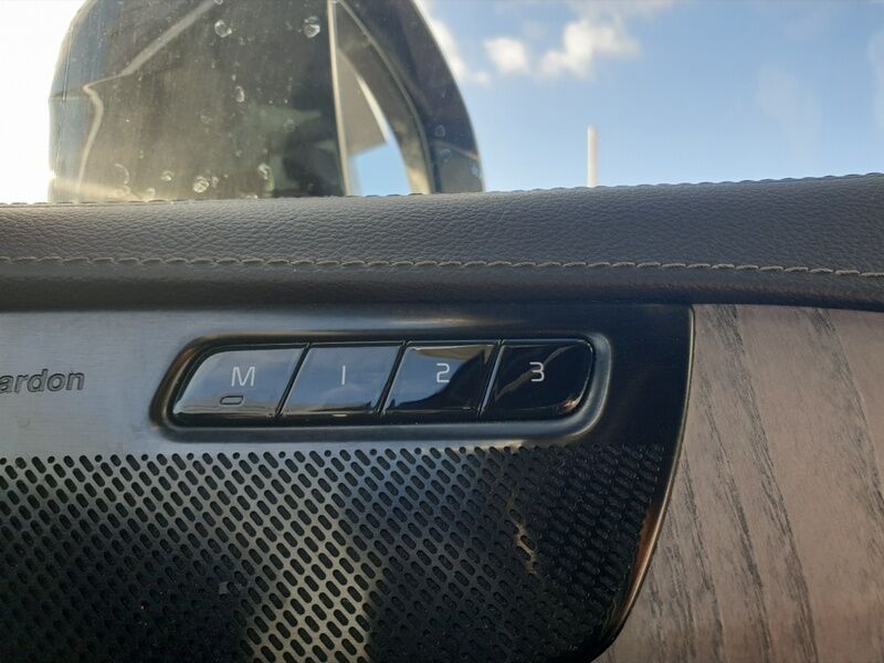 More views of Volvo XC90