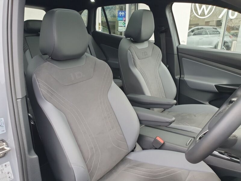 More views of Volkswagen ID.4