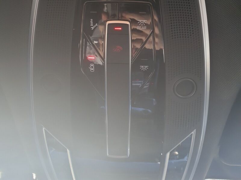 More views of Audi A8