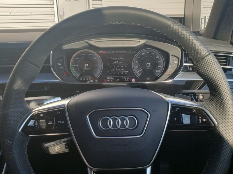 More views of Audi A8