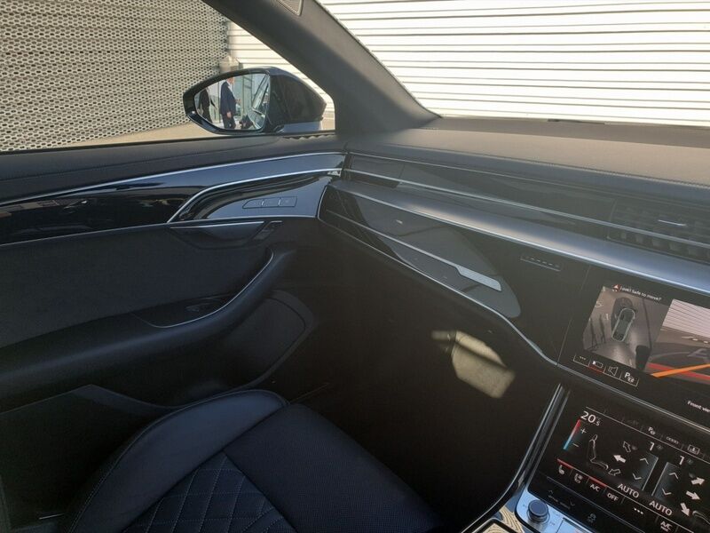 More views of Audi A8
