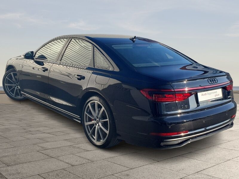 More views of Audi A8