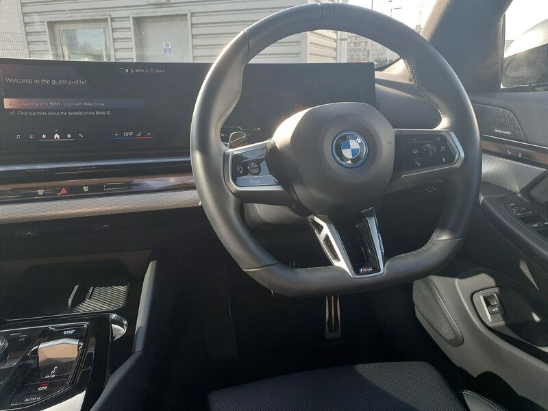 More views of BMW i5