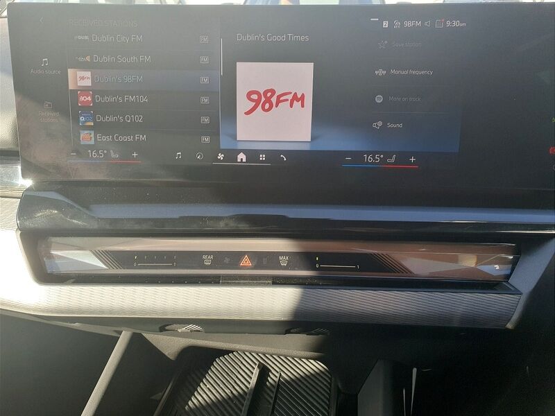 More views of BMW i5