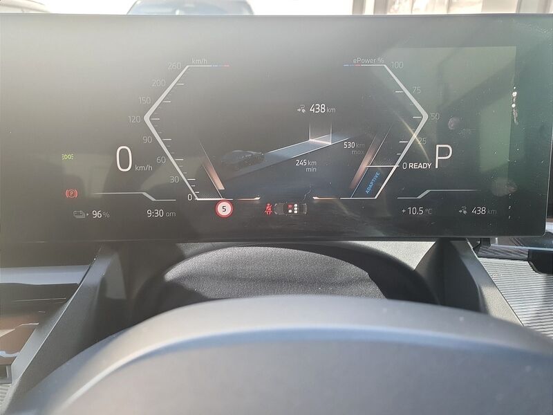 More views of BMW i5