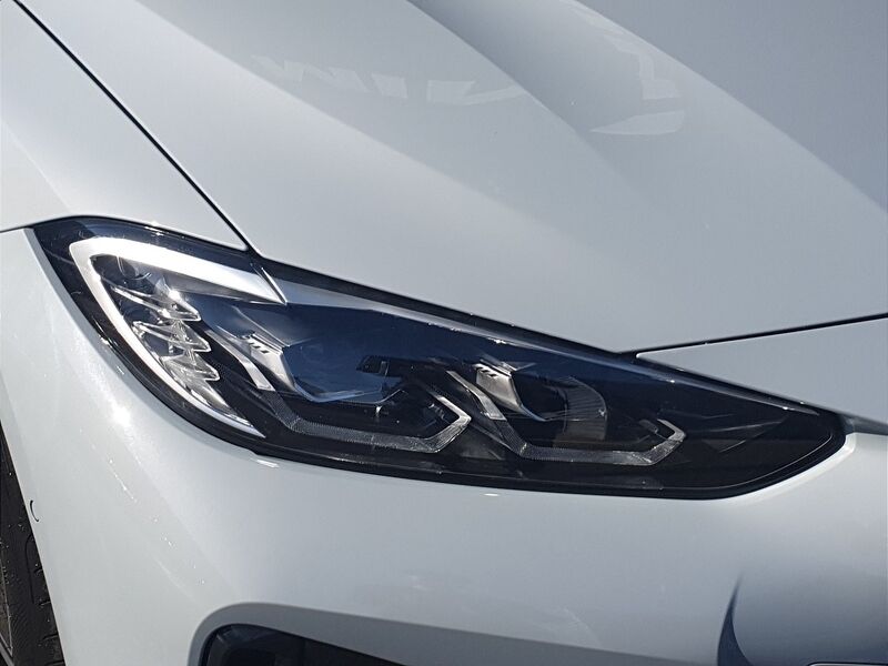 More views of BMW i4