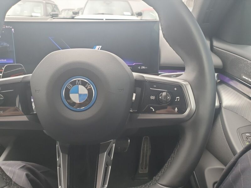 More views of BMW i5