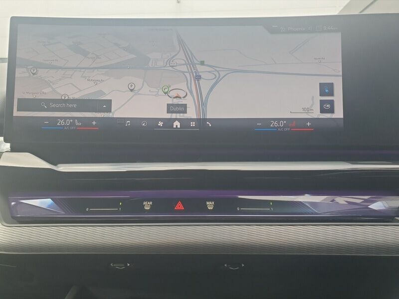 More views of BMW i5