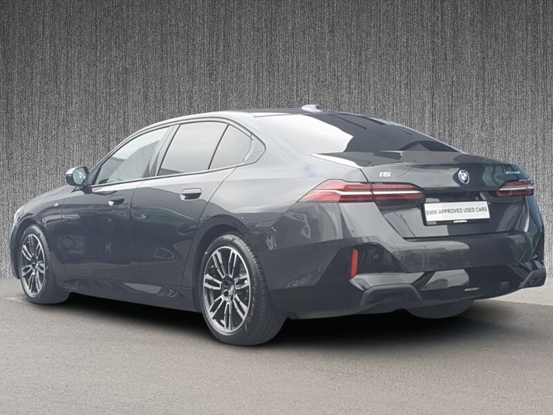 More views of BMW i5